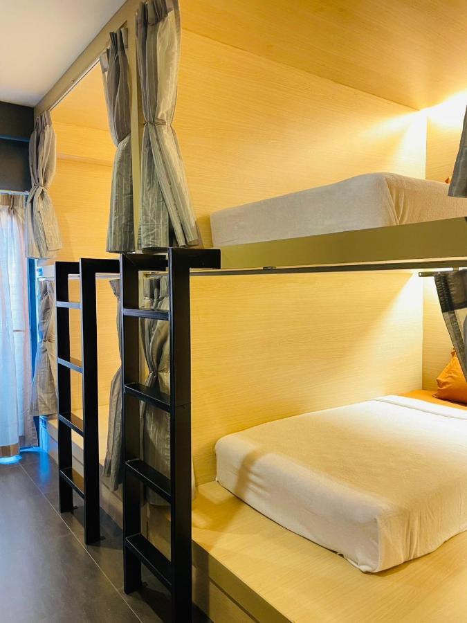 Rabbitel Phuket Vandrarhem Exteriör bild